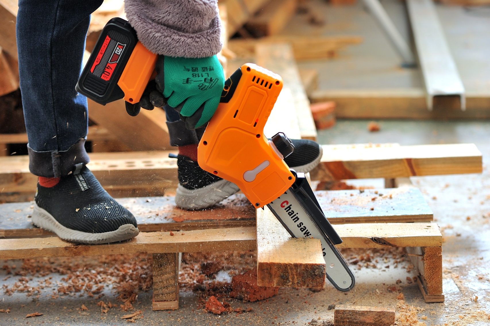 chainsaw